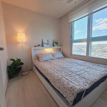 Clean Two-Room Accommodation With A Great View Near Gimpo Airport, Balsan, And Gangseo District Office